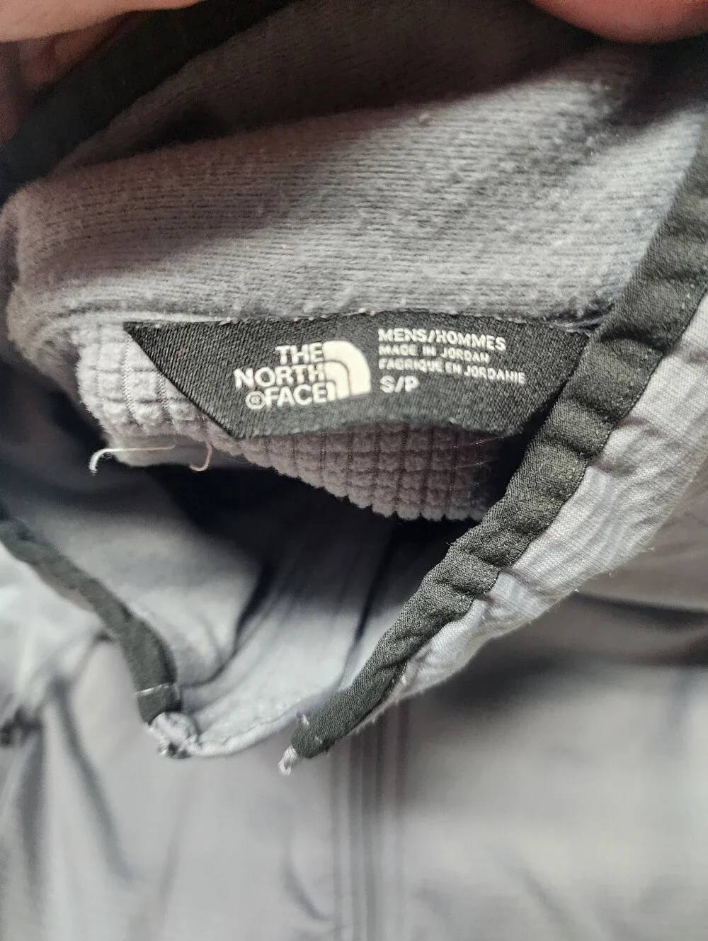 The North Face Men's Size Small Full Zippered Pocketed Gray Fleece Jacket